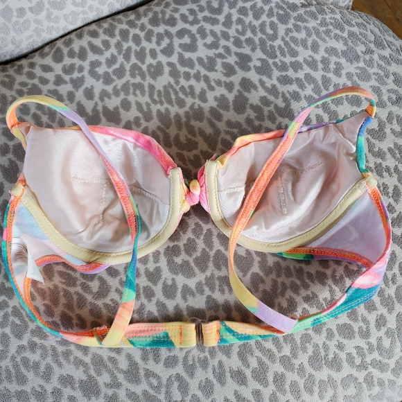 SOLD - Picture 5 of 7